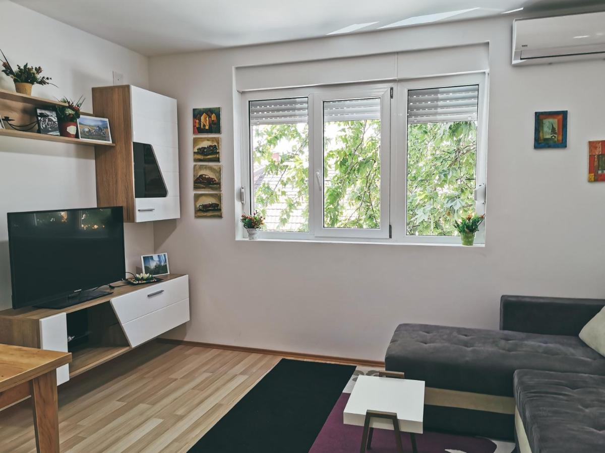 Cozy Corner Apartments - Free Parking & Wi-Fi Ćuprija Esterno foto