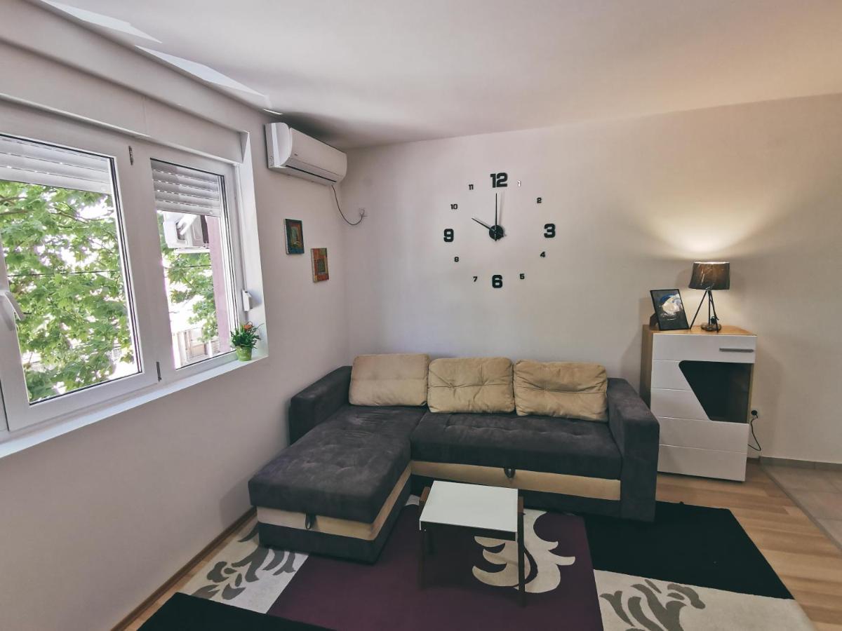 Cozy Corner Apartments - Free Parking & Wi-Fi Ćuprija Esterno foto