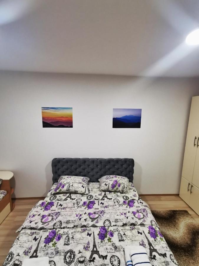 Cozy Corner Apartments - Free Parking & Wi-Fi Ćuprija Esterno foto