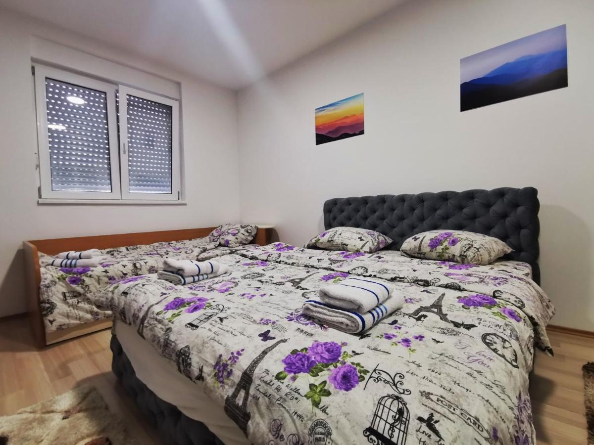 Cozy Corner Apartments - Free Parking & Wi-Fi Ćuprija Esterno foto